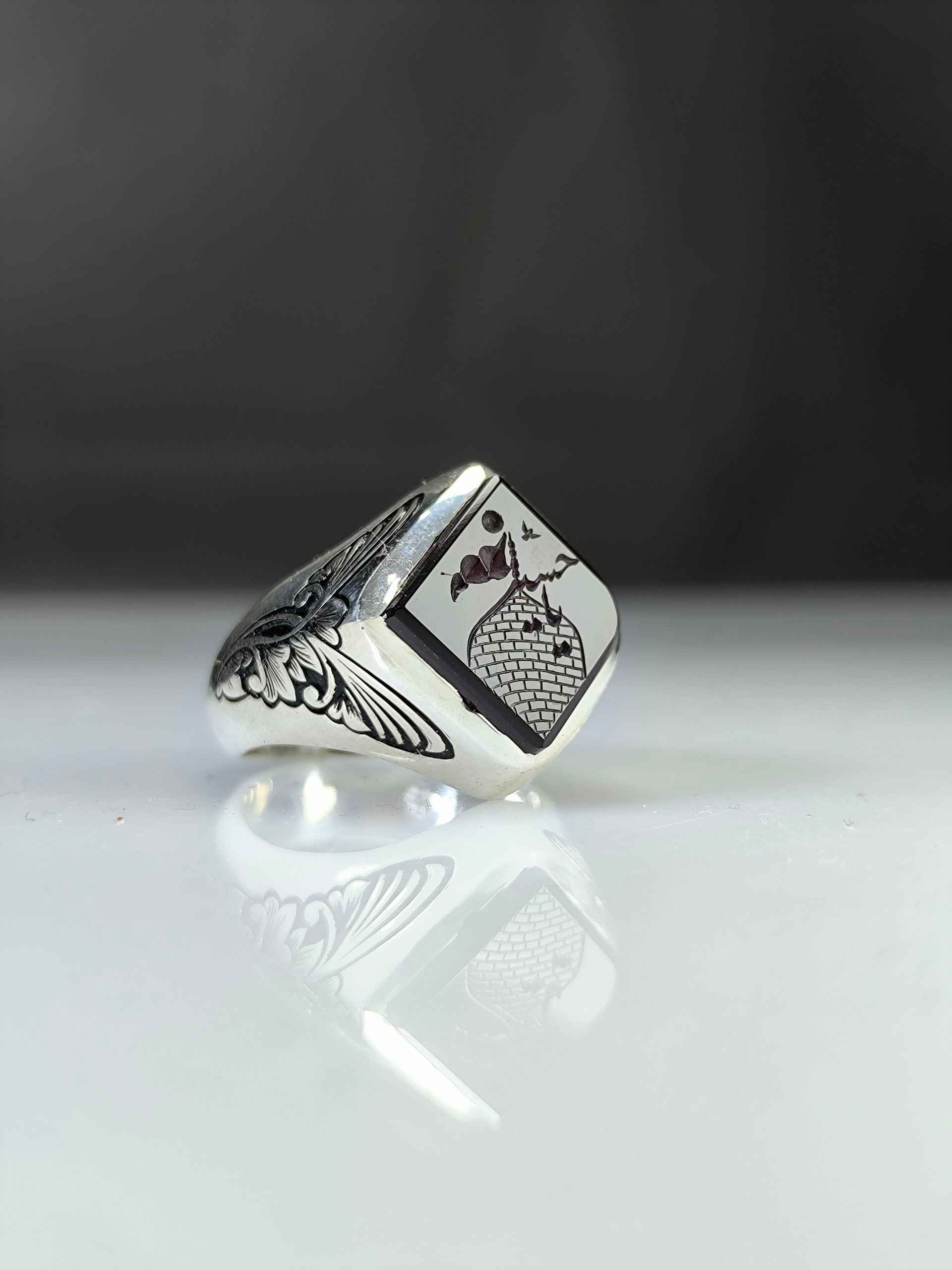 Black agate dot ring with the inscription of Ya Hussein (AS)
